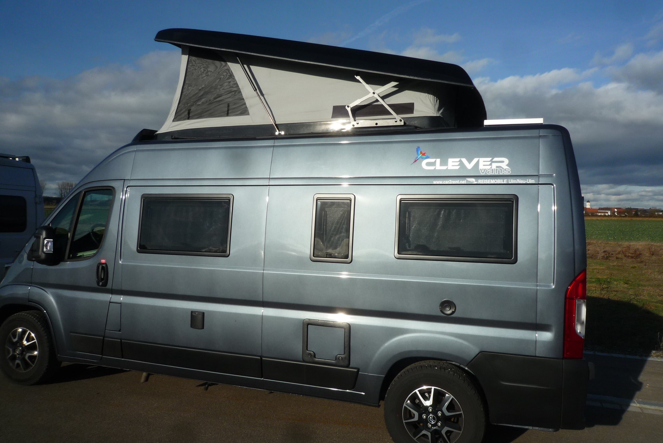 Clever Celebration 600 mit Aufstelldach