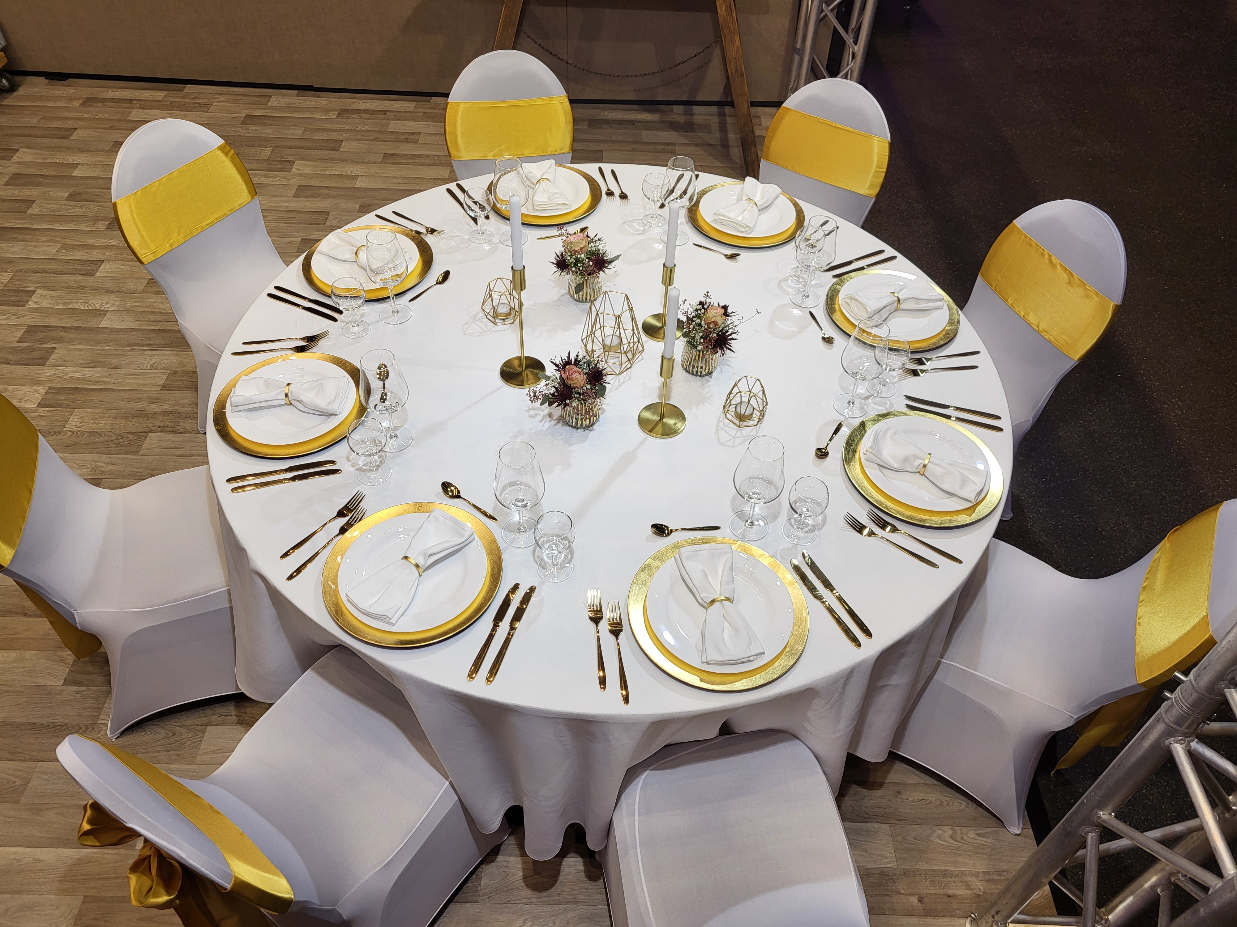 Bankettstuhl mieten – eleganter Polsterstuhl für Hochzeit, Tagung & Event