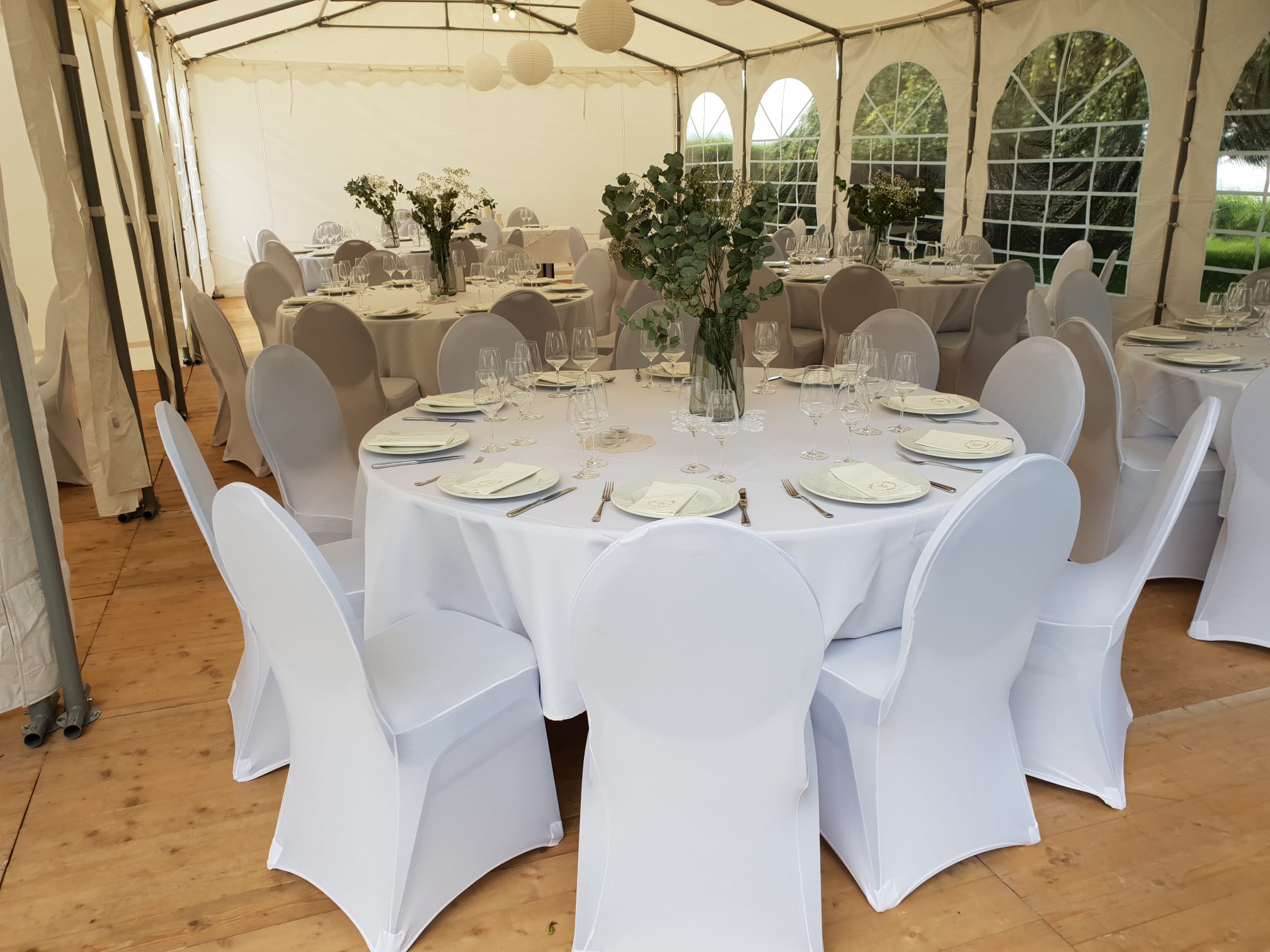 Bankettstuhl mieten – eleganter Polsterstuhl für Hochzeit, Tagung & Event – 4