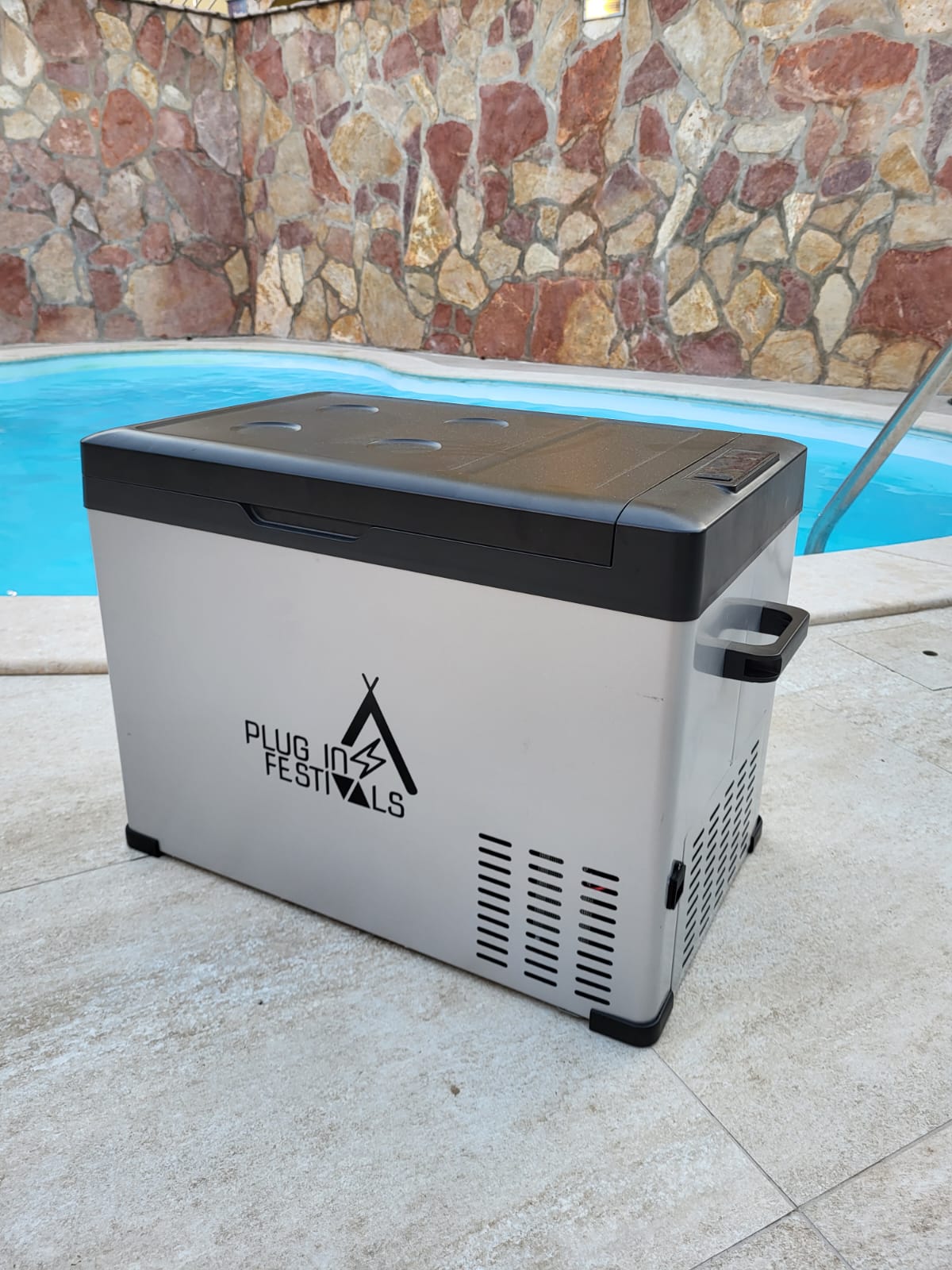 Kompressor-Kühlbox 40L mieten – Kühlbox & Gefriertruhe bis -20°C