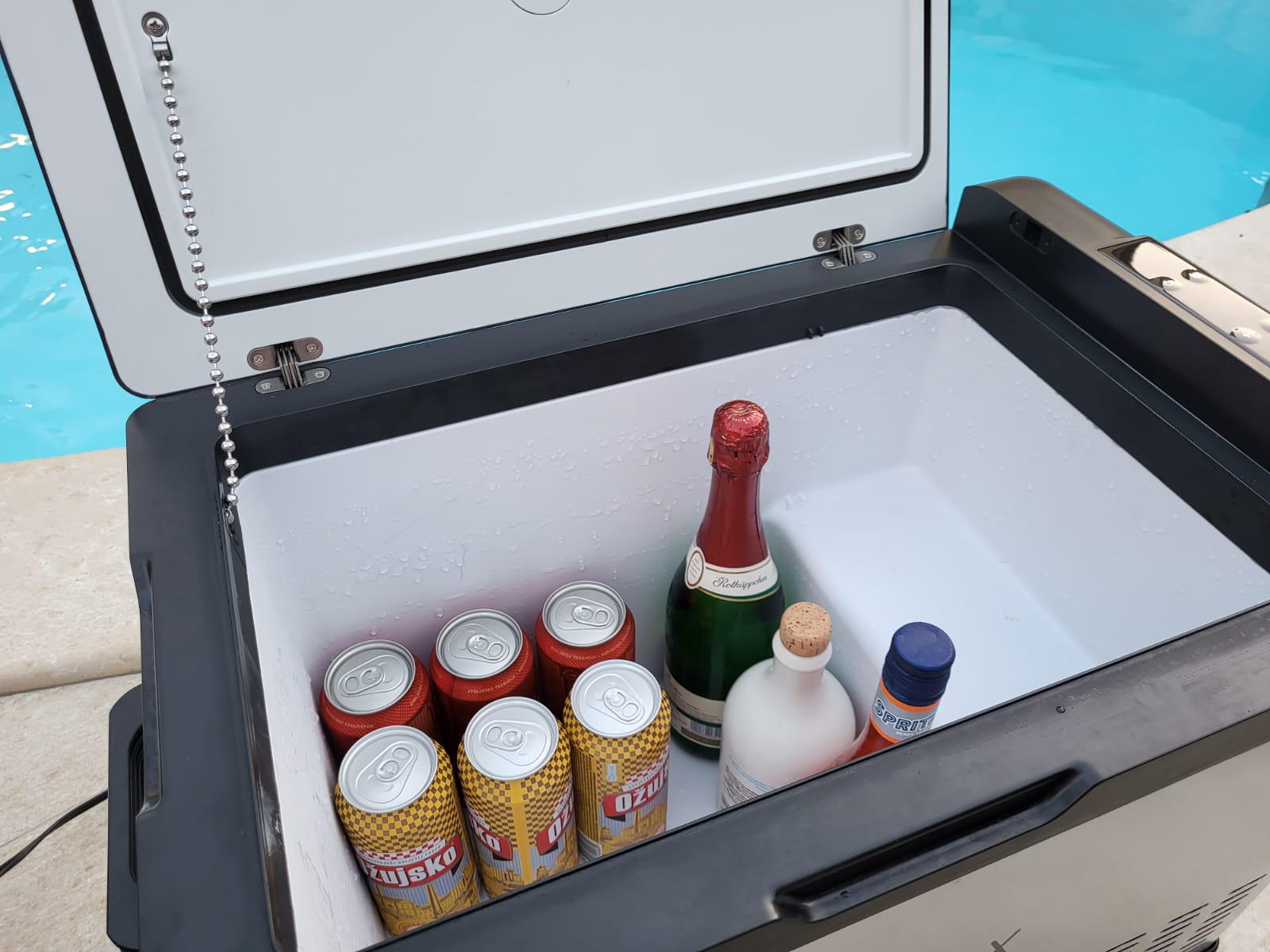 Kompressor-Kühlbox 40L mieten – Kühlbox & Gefriertruhe bis -20°C – 2