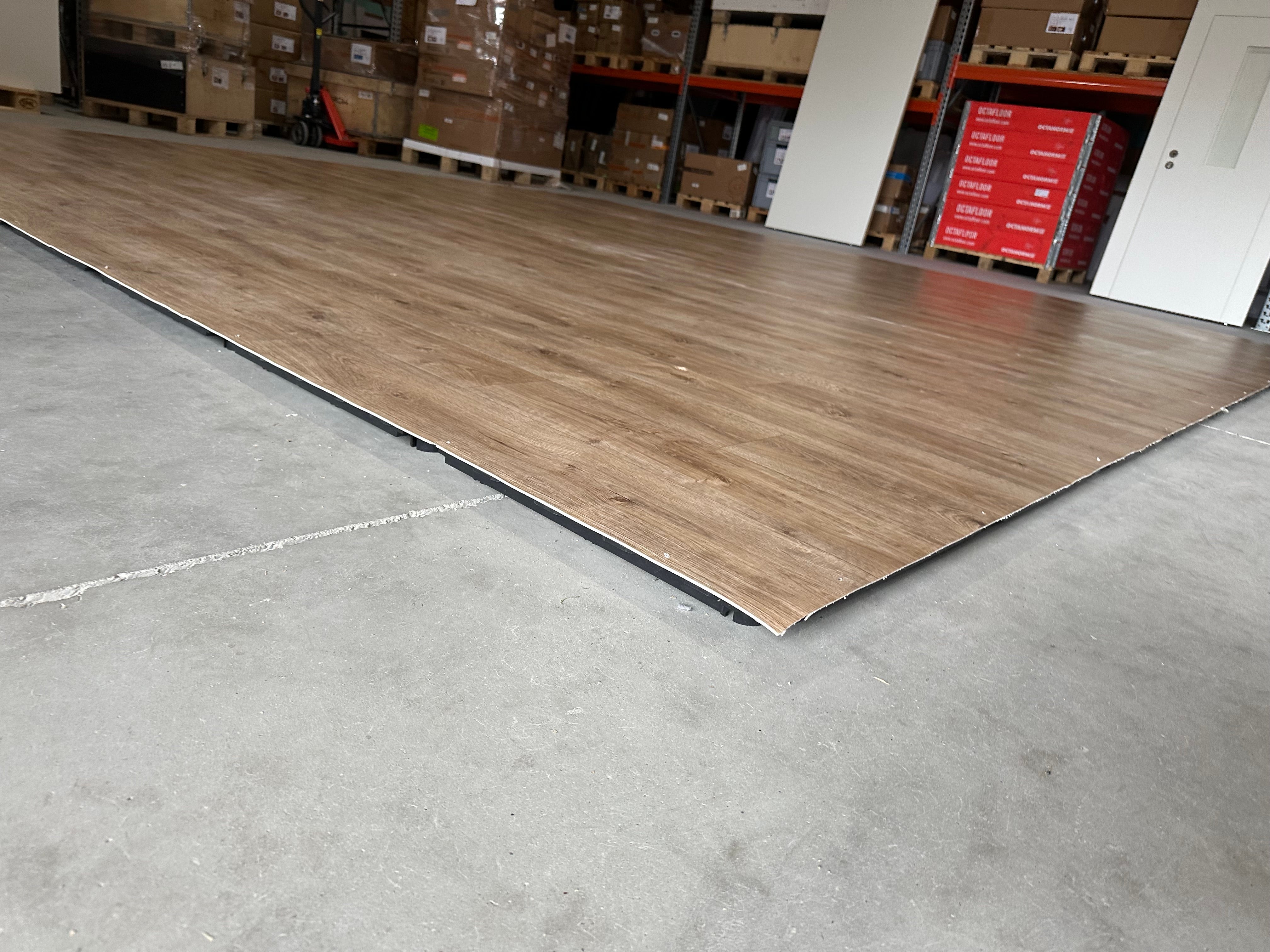 OCTAeco Floor mieten | nachhaltiger Messeboden | Eventboden & mobile Tanzfläche