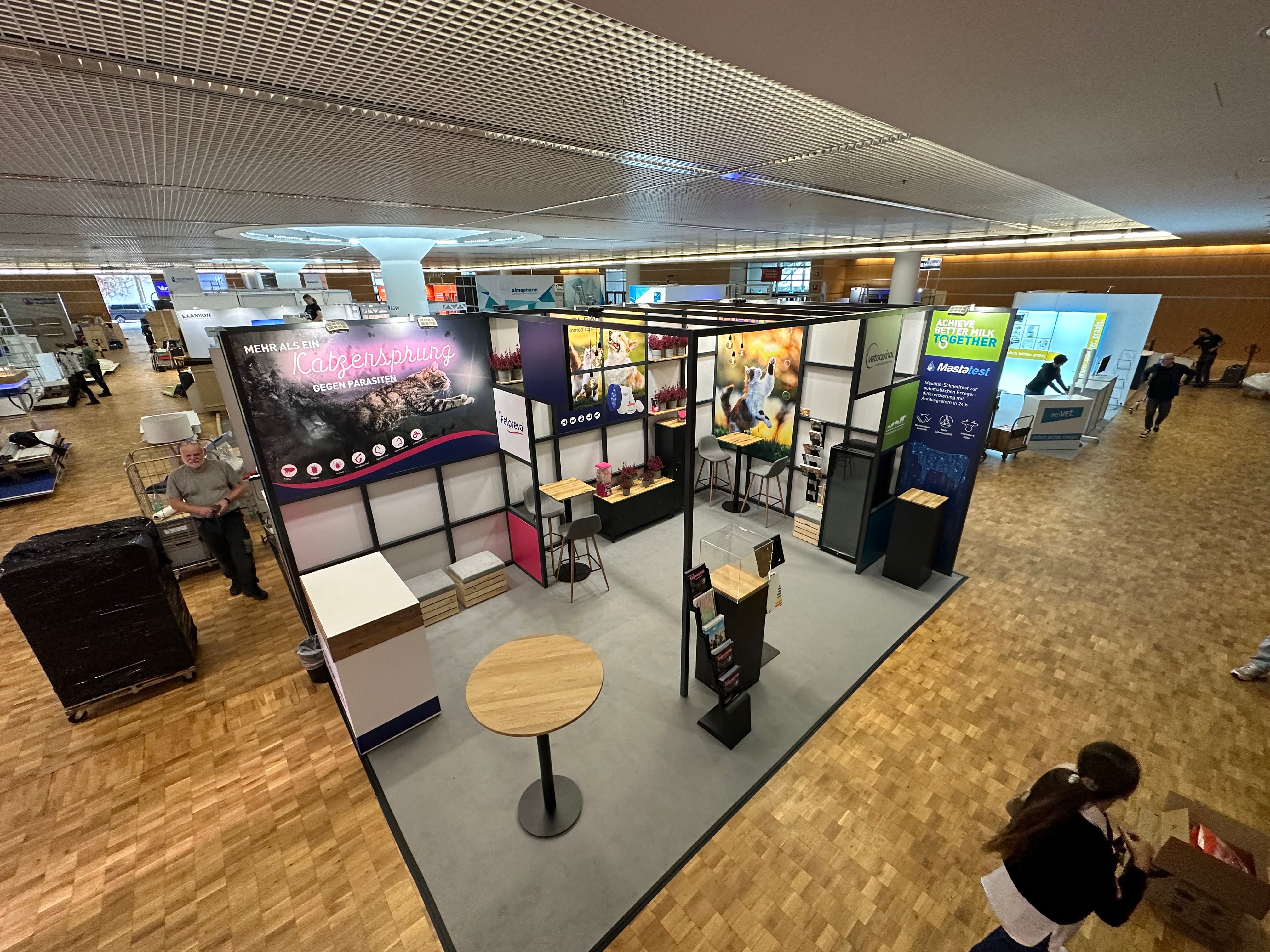 Exhibition Frames mieten | flexibles Messebau-Framesystem | nachhaltiger Messestand – 2
