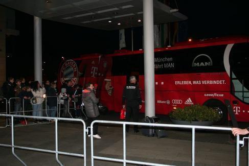 Polizeigitter mieten – Hamburger Gitter / Demo-Gitter 2,0 m, feuerverzinkt – 4