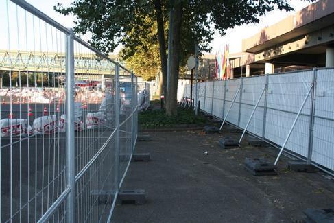 Bauzaun mieten – Mobilzaun / Eventzaun 3,5 m, feuerverzinkt – 2