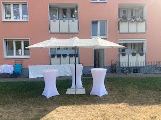 Sonnenschirm XXL mieten – 270 x 460 cm, inkl. Standfuß & Gewichte – 3