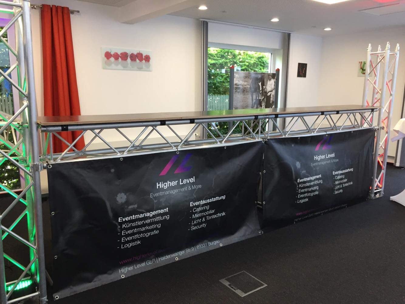 Traversenbar mieten – flexible Eventtheke nach Maß mit Zubehör – 4