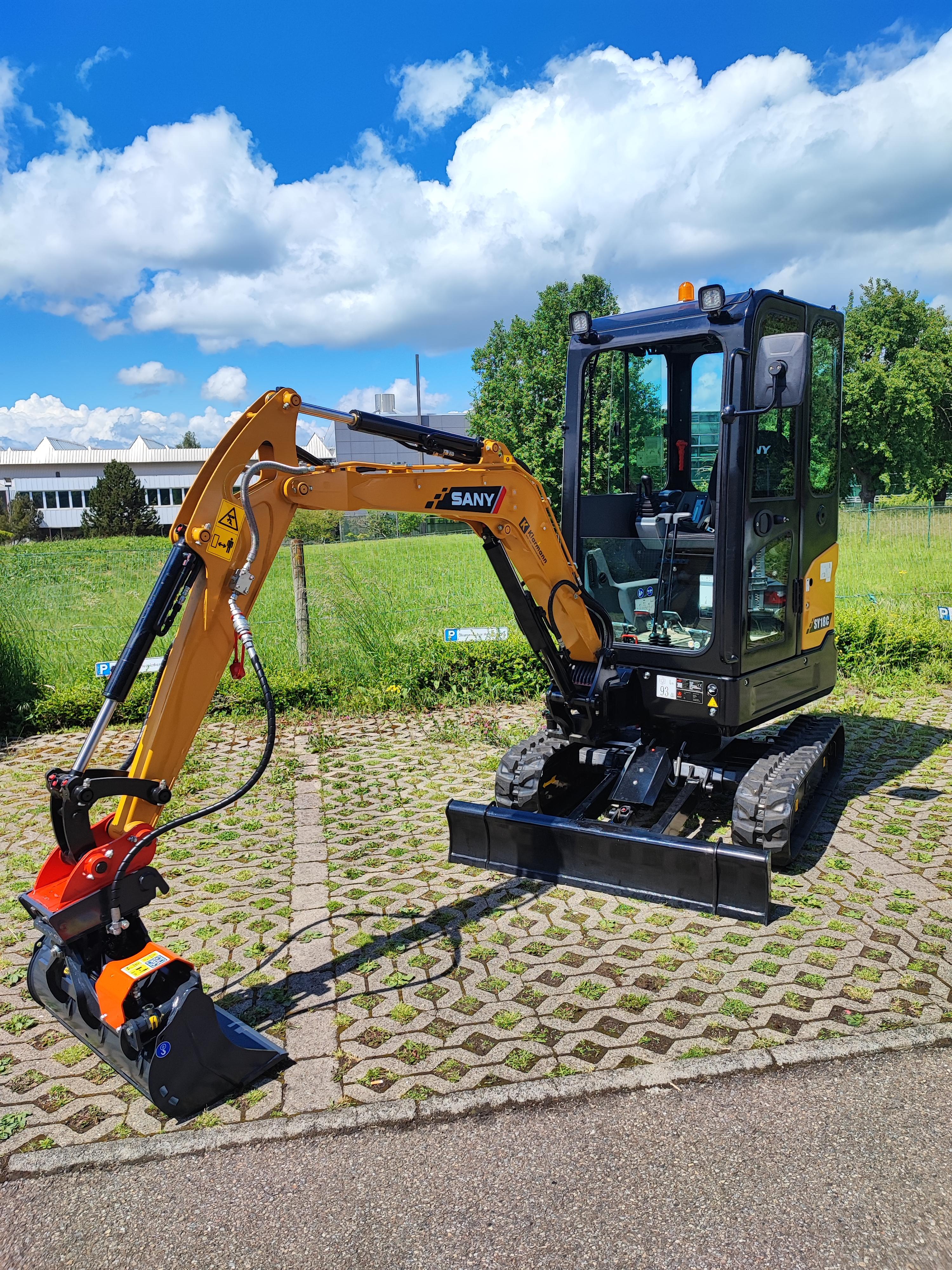 Minibagger SANY SY18C mieten - wendig & kraftvoll, inkl. Versicherung – 2