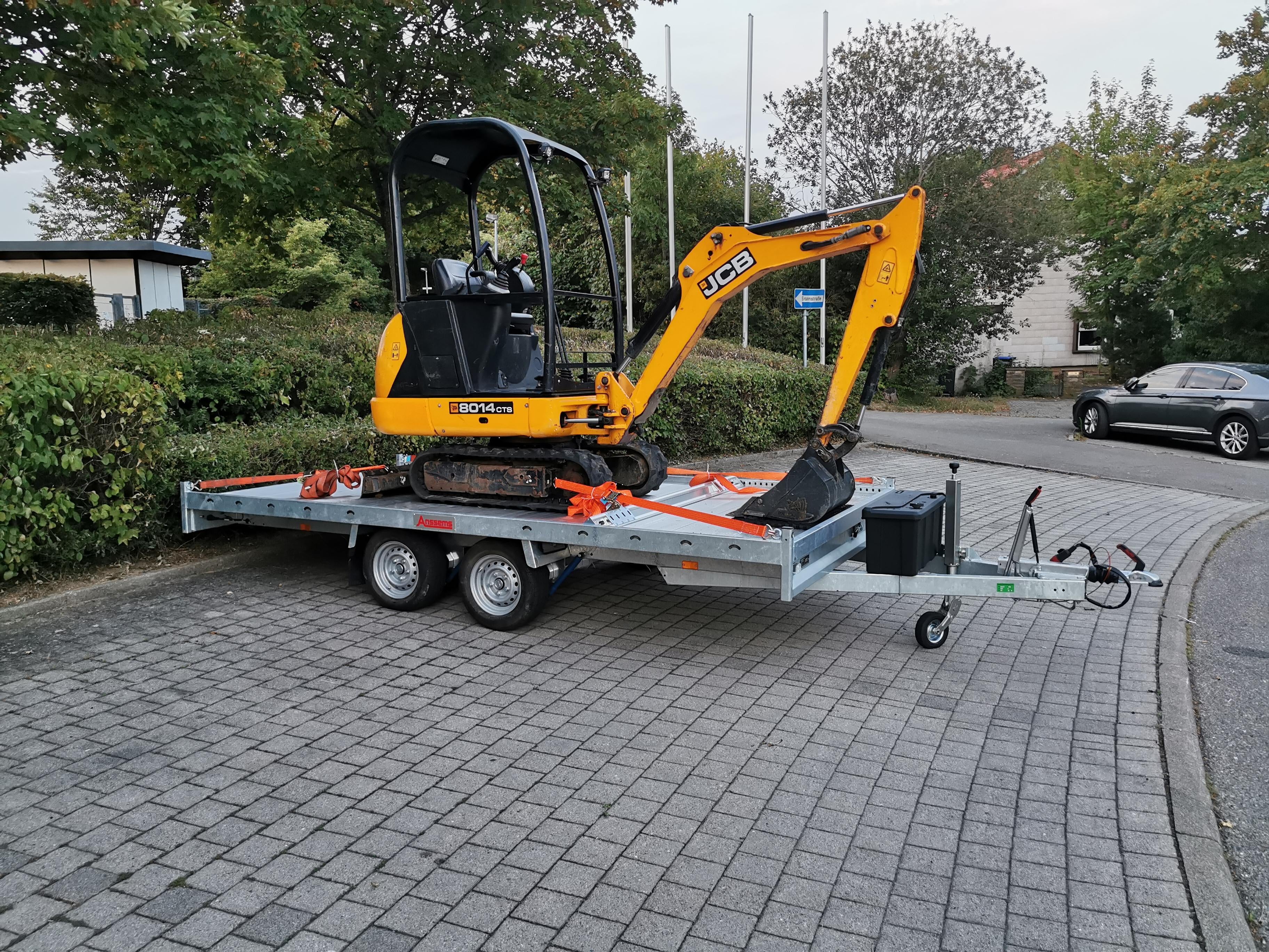 Minibagger JCB 8014 (1,5 t) mieten - wendig & kraftvoll, inkl. Versicherung – 3
