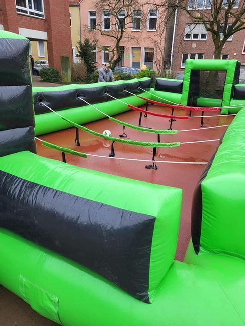 Menschen-Kicker mieten – 12 x 6 x 2 m, Human Table Soccer