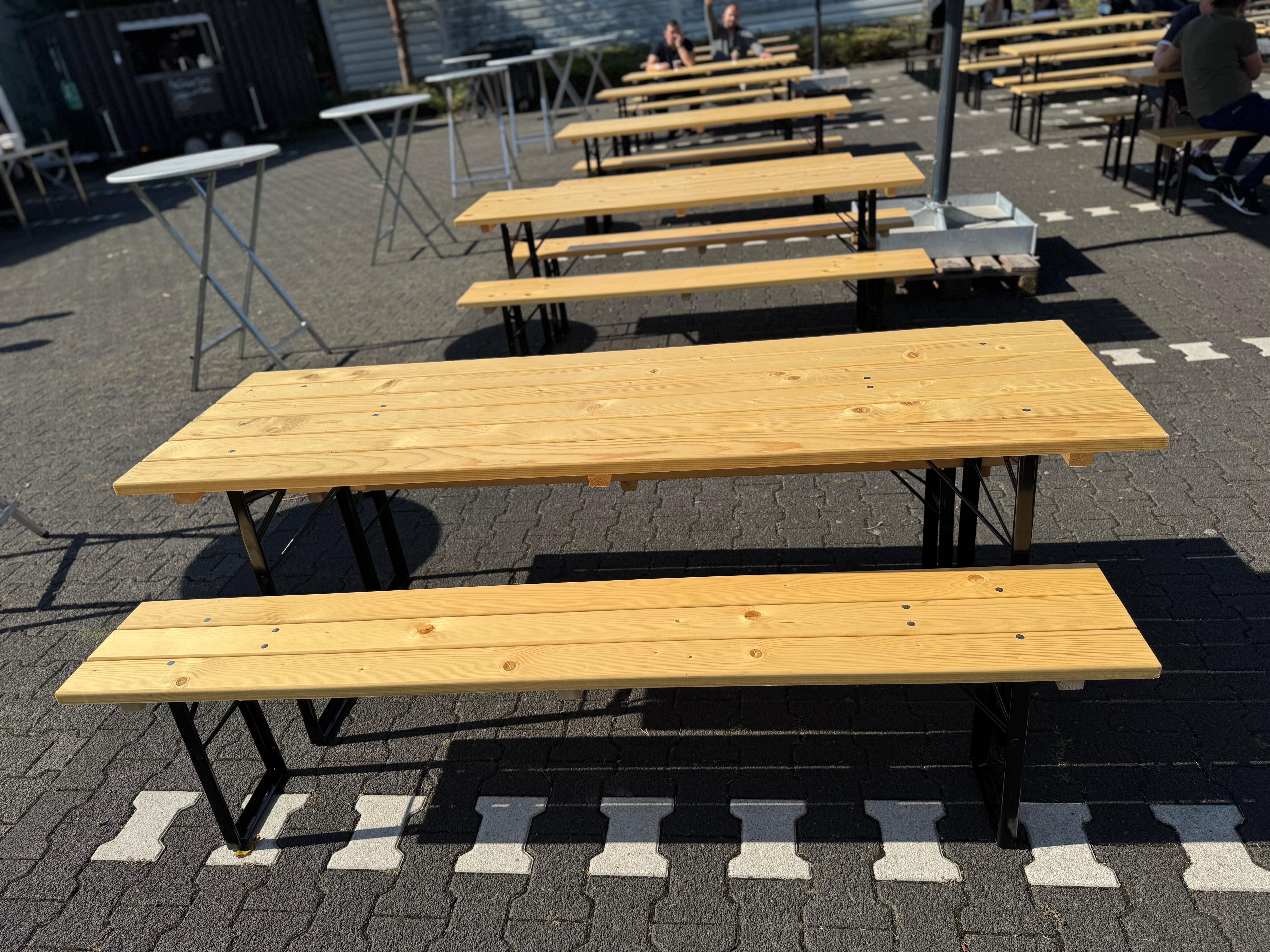 Bierzeltgarnitur "Premium" mieten – stilvoll, für bis zu 8 Personen – 3