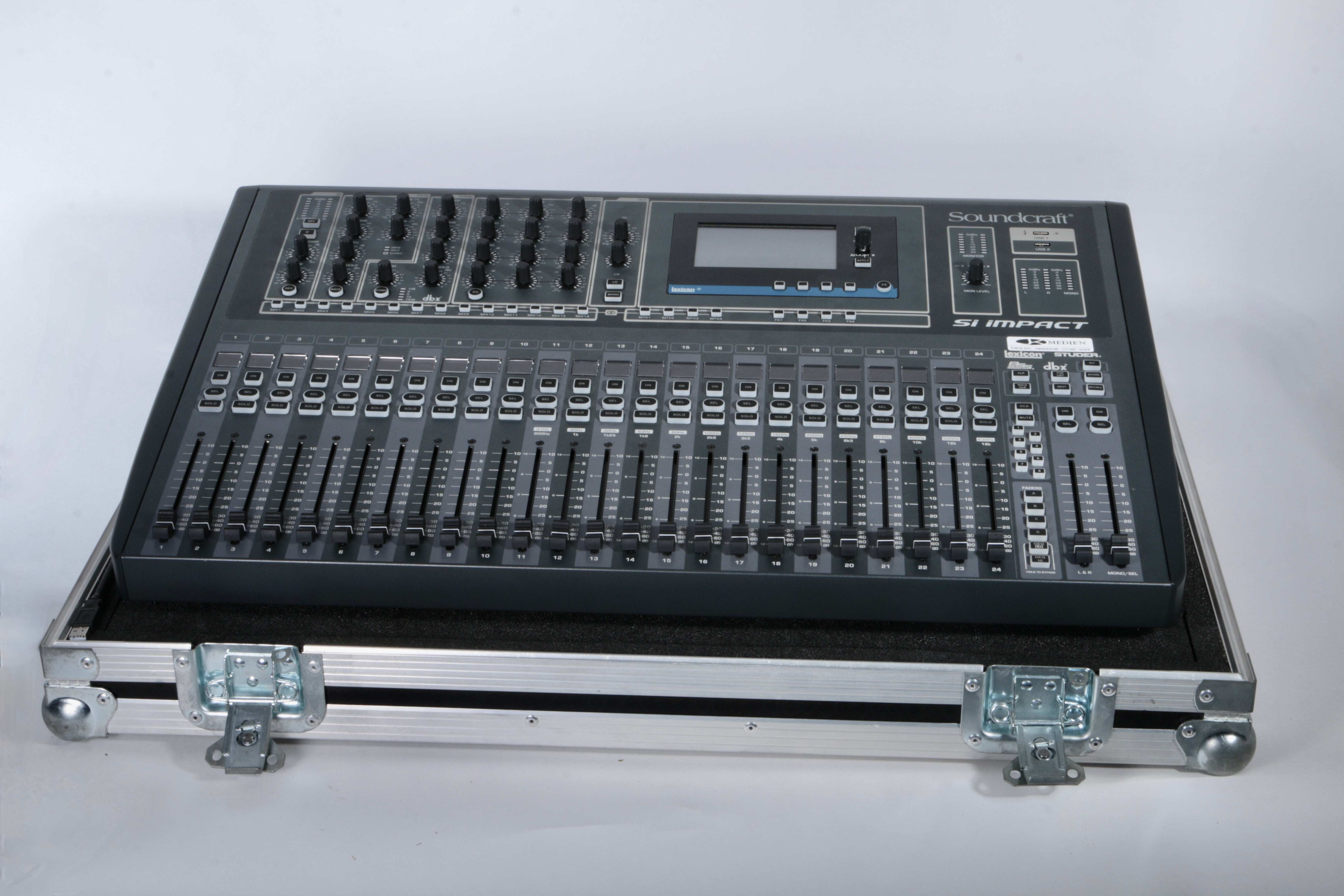 Soundcraft Si Impact mieten – 40-Kanal-Digitalmischpult mit Motorfadern