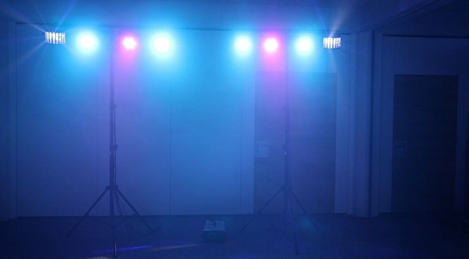 Lichtset mieten S / M / L / XL – Lichttechnik & Partytechnik mit Effekten – 3