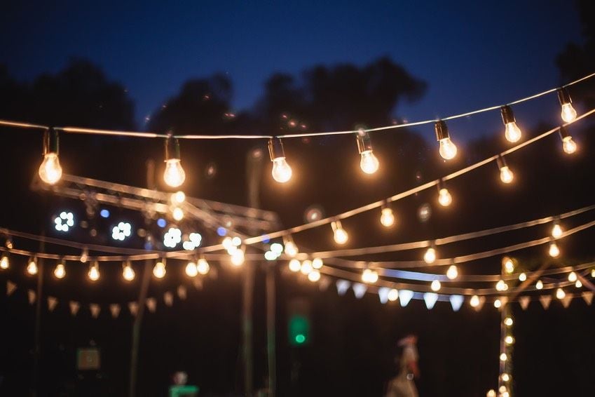 Illu-Lichterkette mieten – stimmungsvolle Event-Beleuchtung 3–20 m