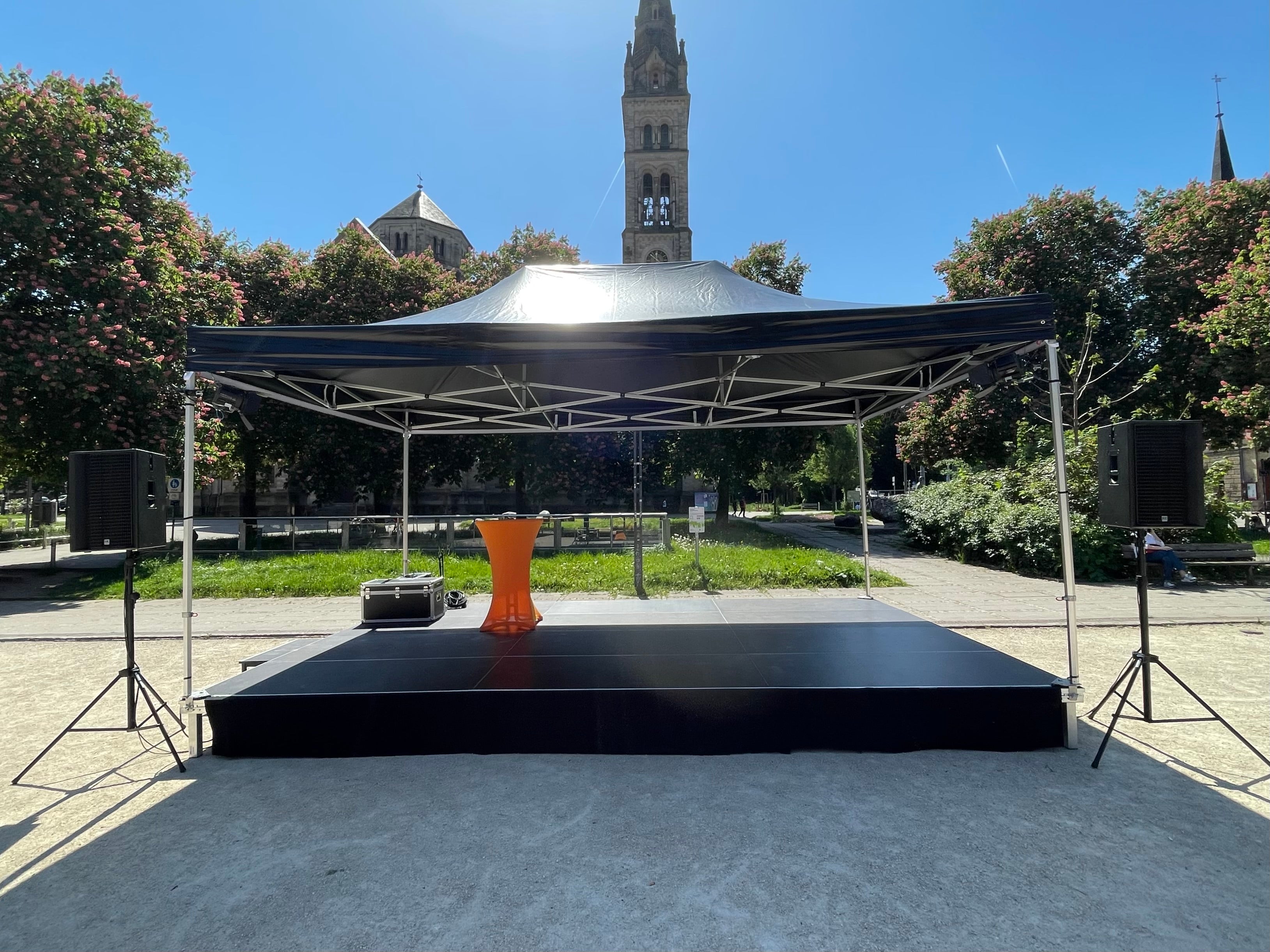 Faltzelt/ Pavillion/ Partyzelt/ Festzelt 6x4m mieten – 4