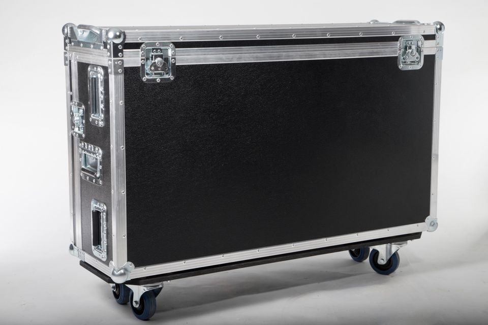 grandMA3 onPC Solution mieten – Lichtsteuerung im Case mit Touch & Faderwing – 4