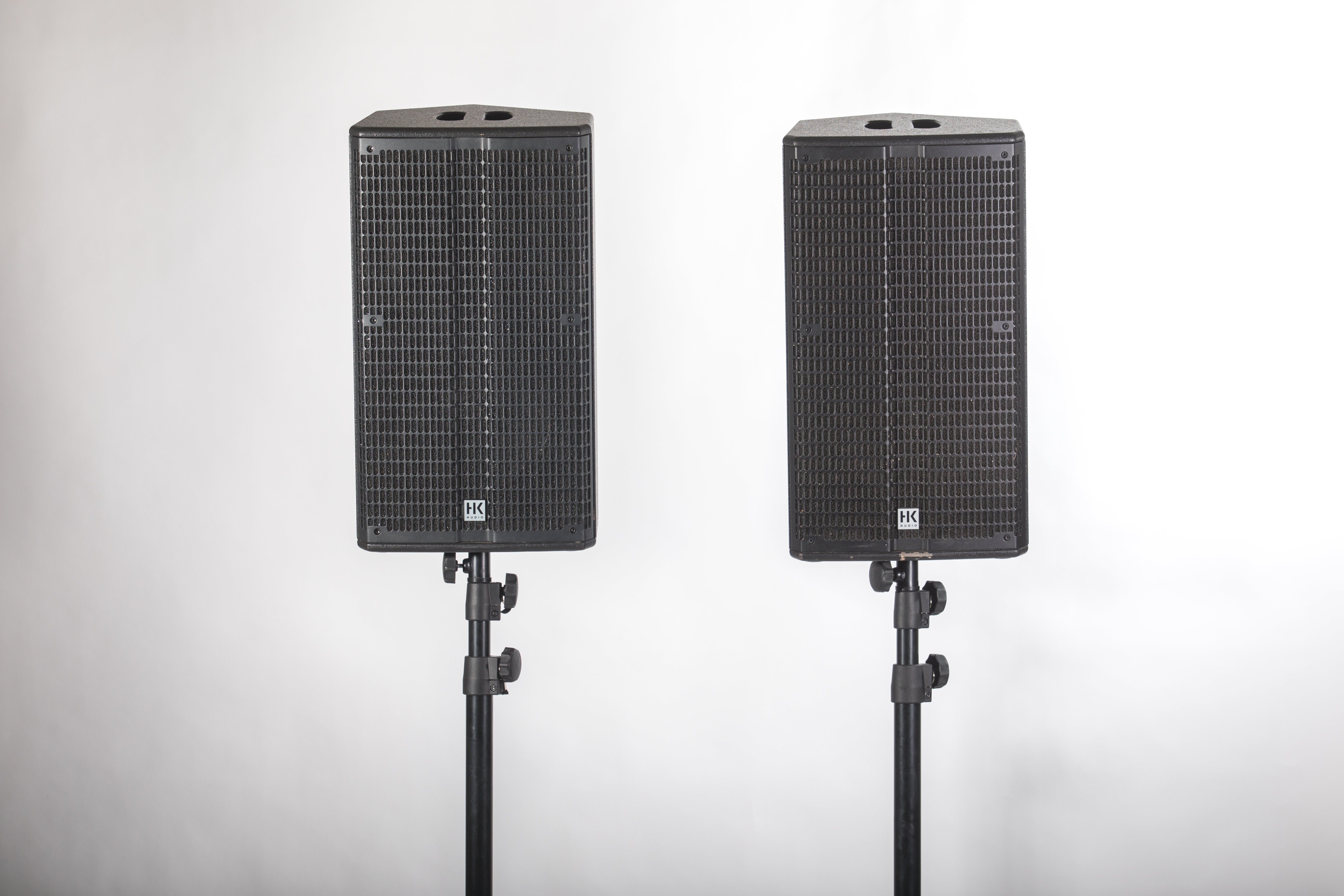 Musikanlage mieten – HK Audio PA-Set 2.0 mit 2x 1000 W & Stativen – 4