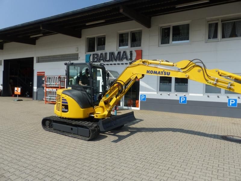 Minibagger 5,0to mieten bei Bauma – für Garten, Einfahrt & Fundament – 4