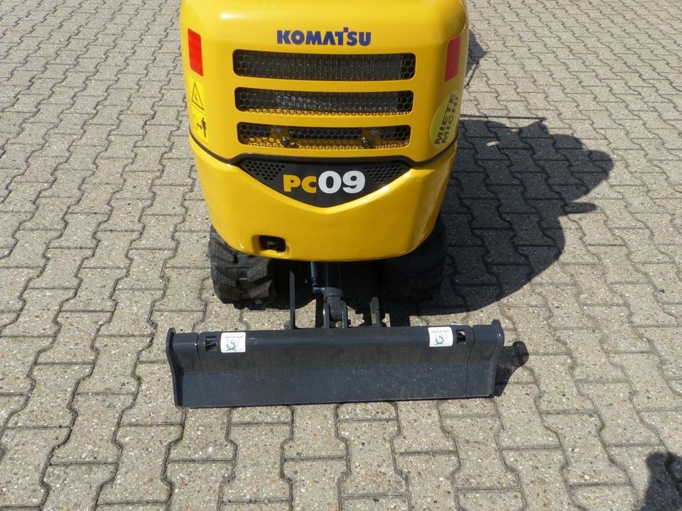 Minibagger 1,0to u Vers mieten bei Bauma – 2