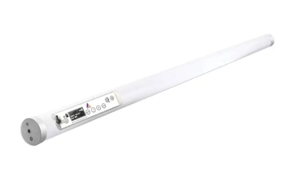 Astera AX9 PowerPAR mieten - Akku-LED-Spot 105 W, IP65, bis 20 h Laufzeit – 3