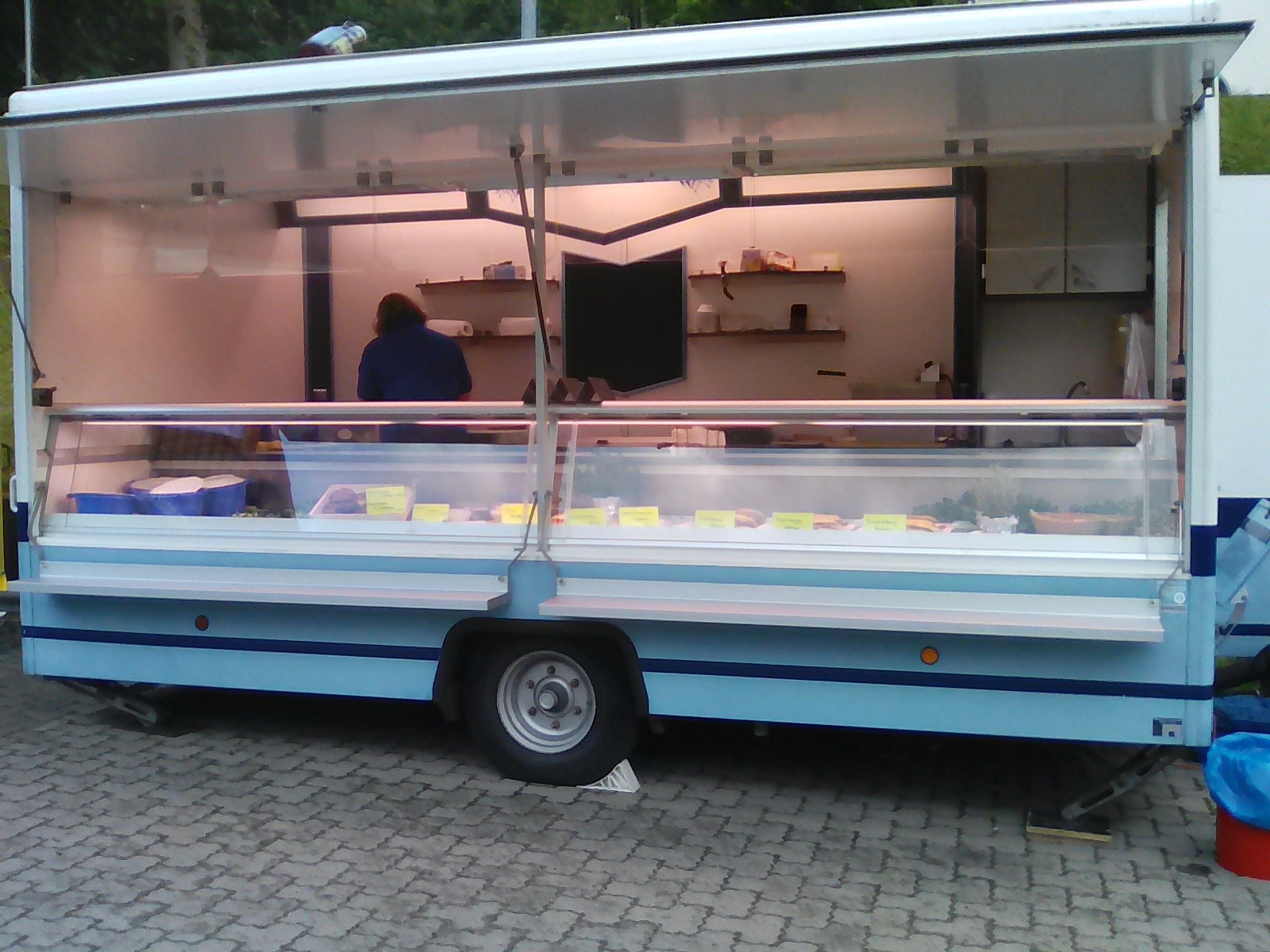 Verkaufsfahrzeuge mieten – Imbiss- & Getränkewagen im Raum OWL – 3