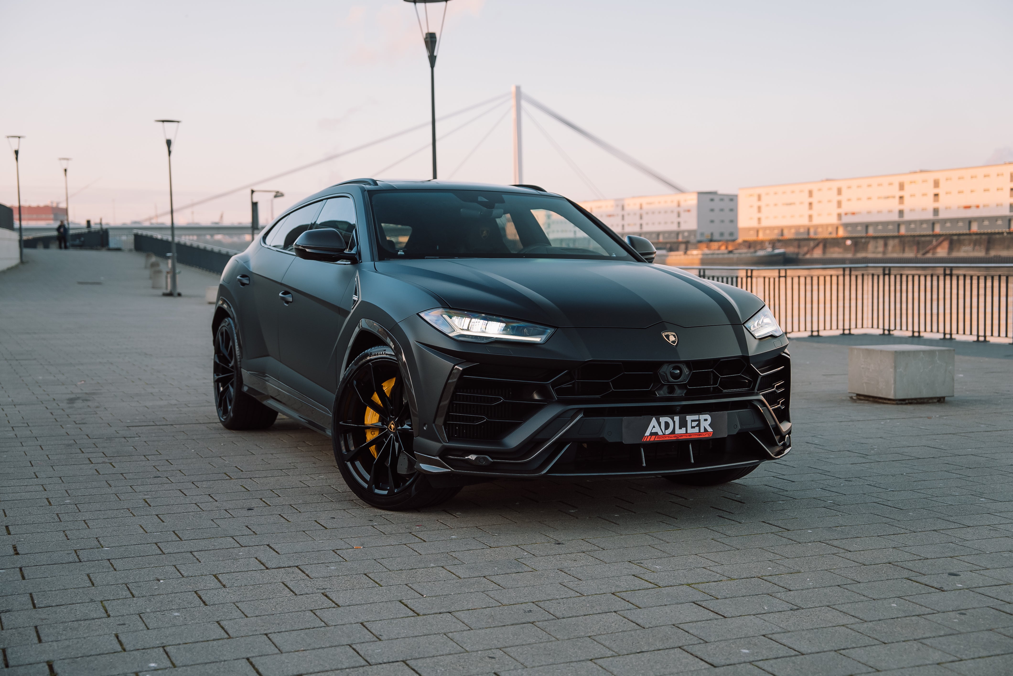 Lamborghini Urus mieten – 650 PS Super-SUV in Ludwigshafen & Mannheim – 2