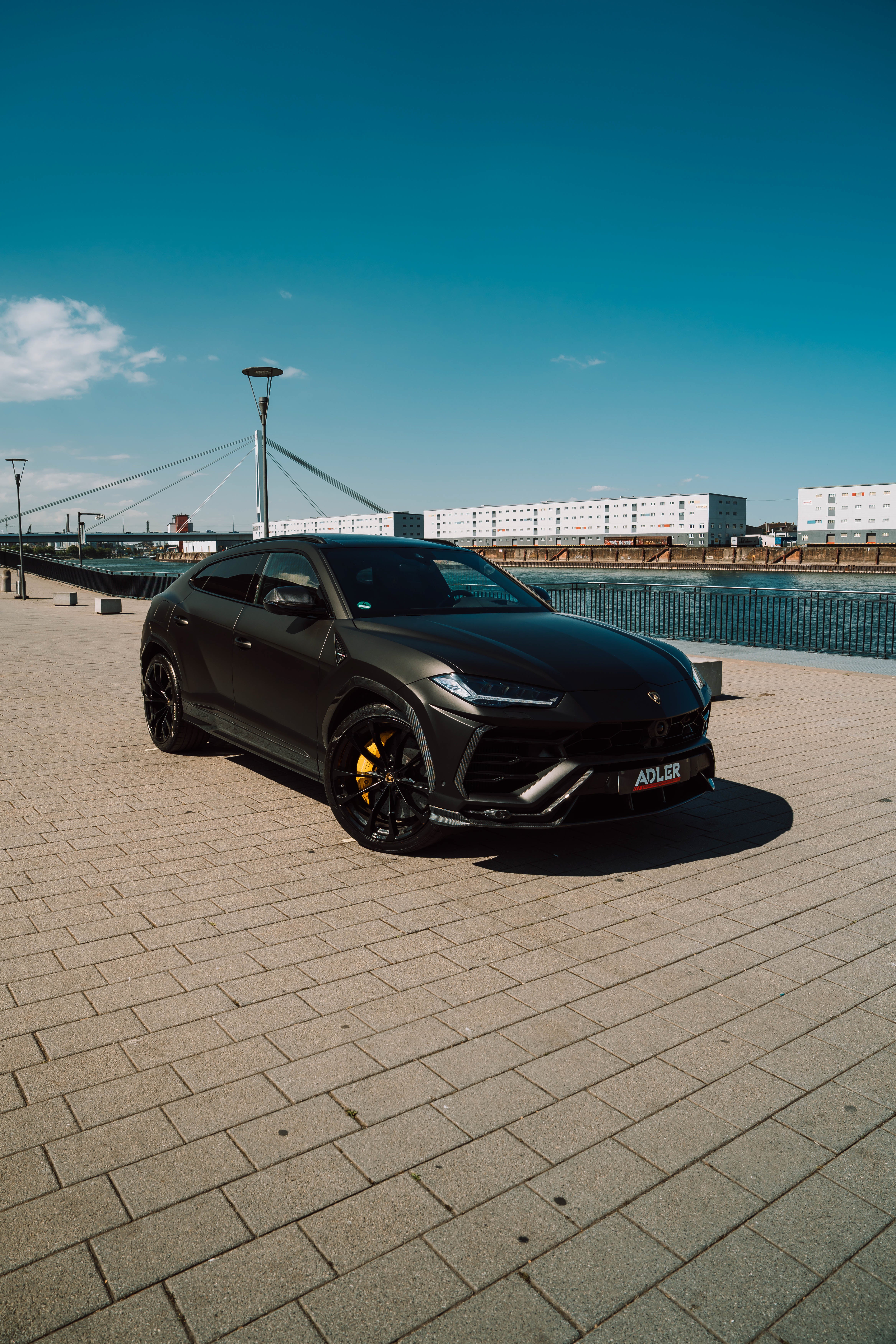 Lamborghini Urus mieten – 650 PS Super-SUV in Ludwigshafen & Mannheim