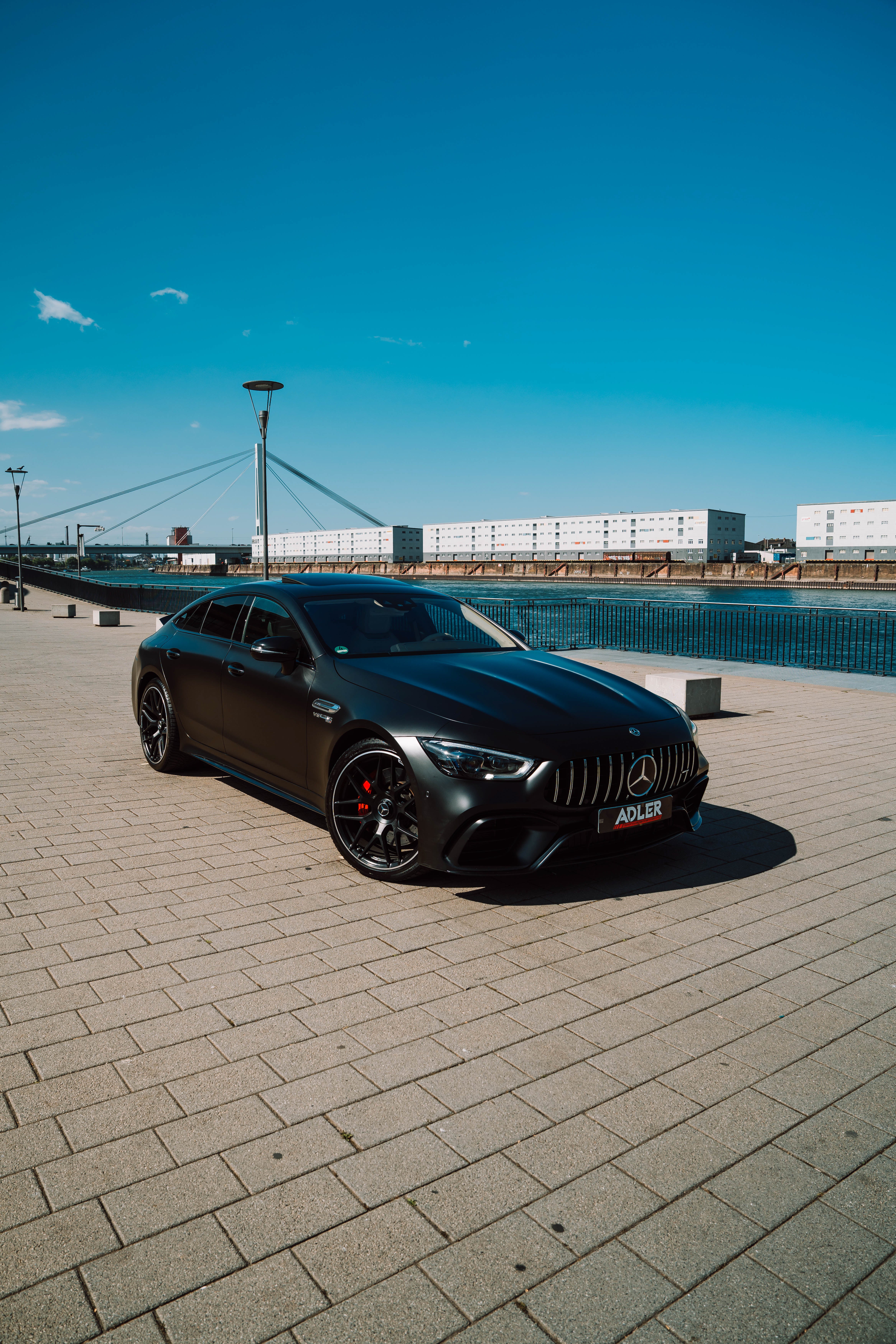 Mercedes-AMG GT 63 4-Türer mieten – 585 PS Sportwagen in Ludwigshafen & Mannheim