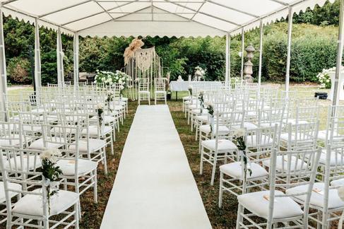 Tiffany & Chiavari Stühle mieten - weiße Bankett- & Hochzeitsstühle – 2