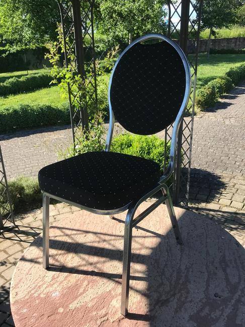 Polsterstühle mieten - gepolsterte Stühle für Events & Feiern