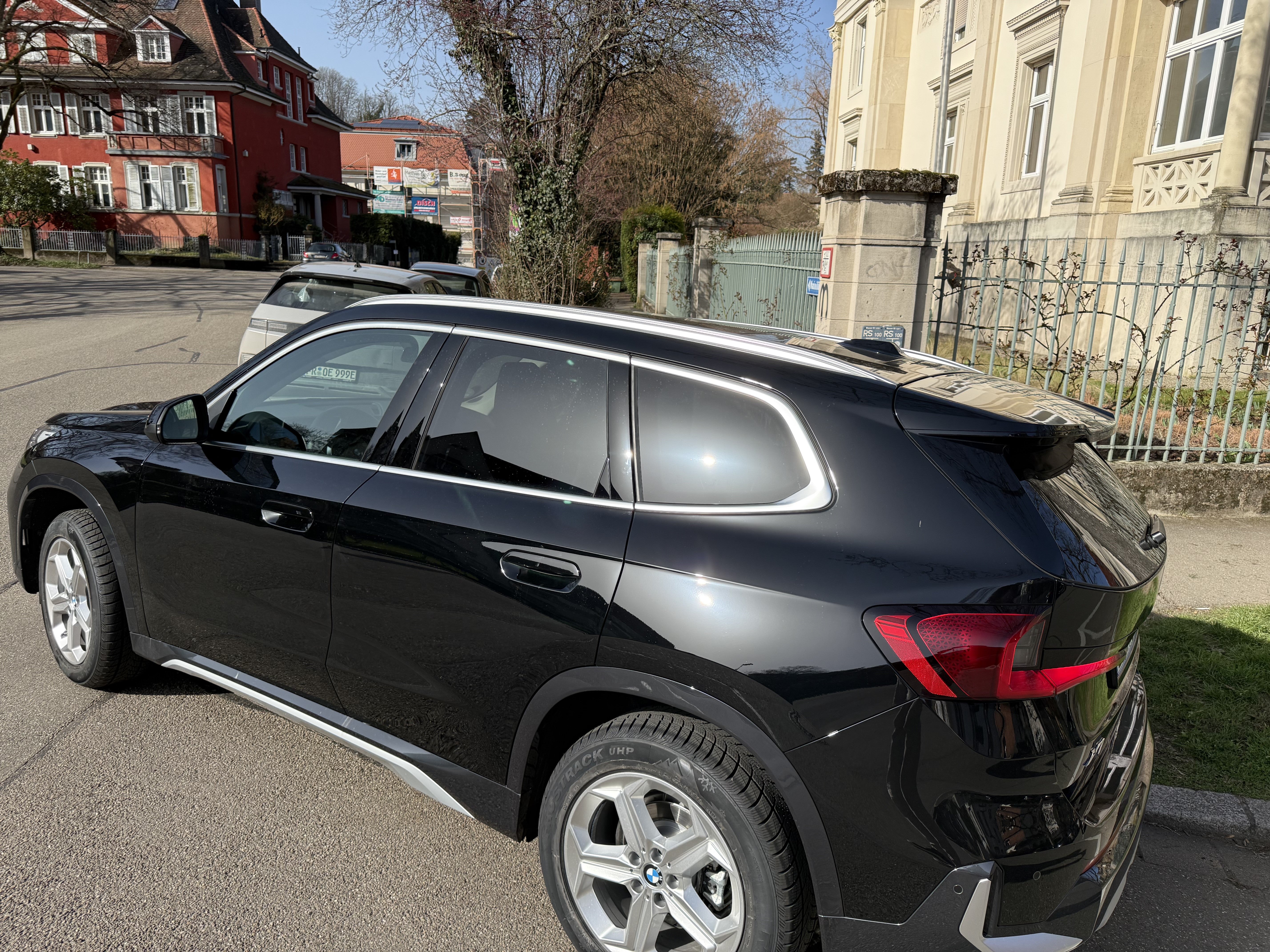 BMW X1 mieten - Automatik, Navigation, Rückfahrkamera & Sitzheizung – 4