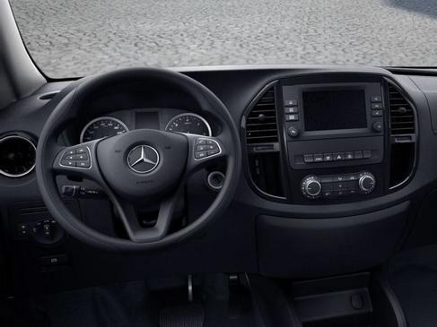 Mercedes Vito Tourer 9-Sitzer mieten - Diesel, Navi, Komfortausstattung – 4