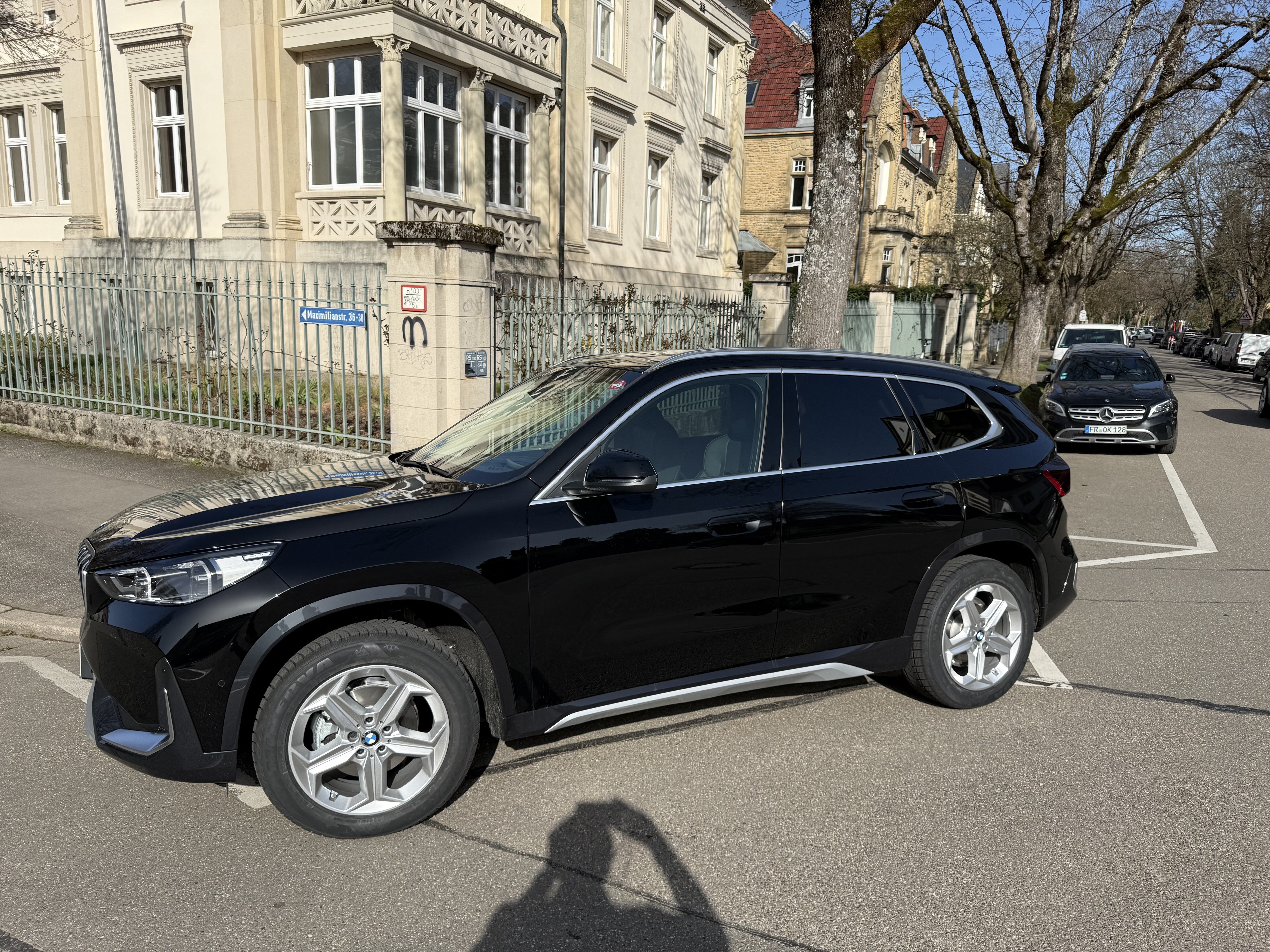 BMW X1 mieten - Automatik, Navigation, Rückfahrkamera & Sitzheizung