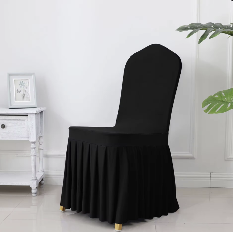 Stuhlhussen mieten – flexible Hussen mit Röckchen für jede Feier