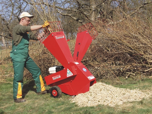 Häcksler bis 6 cm Aststärke, Benzin – 3