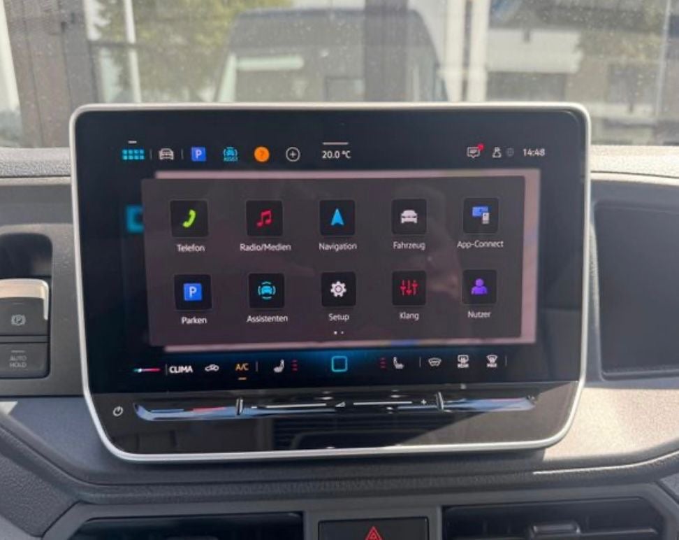 VW Crafter 9-Sitzer mieten - Neuwagen Automatik mit Apple CarPlay & Vollausstattung – 4
