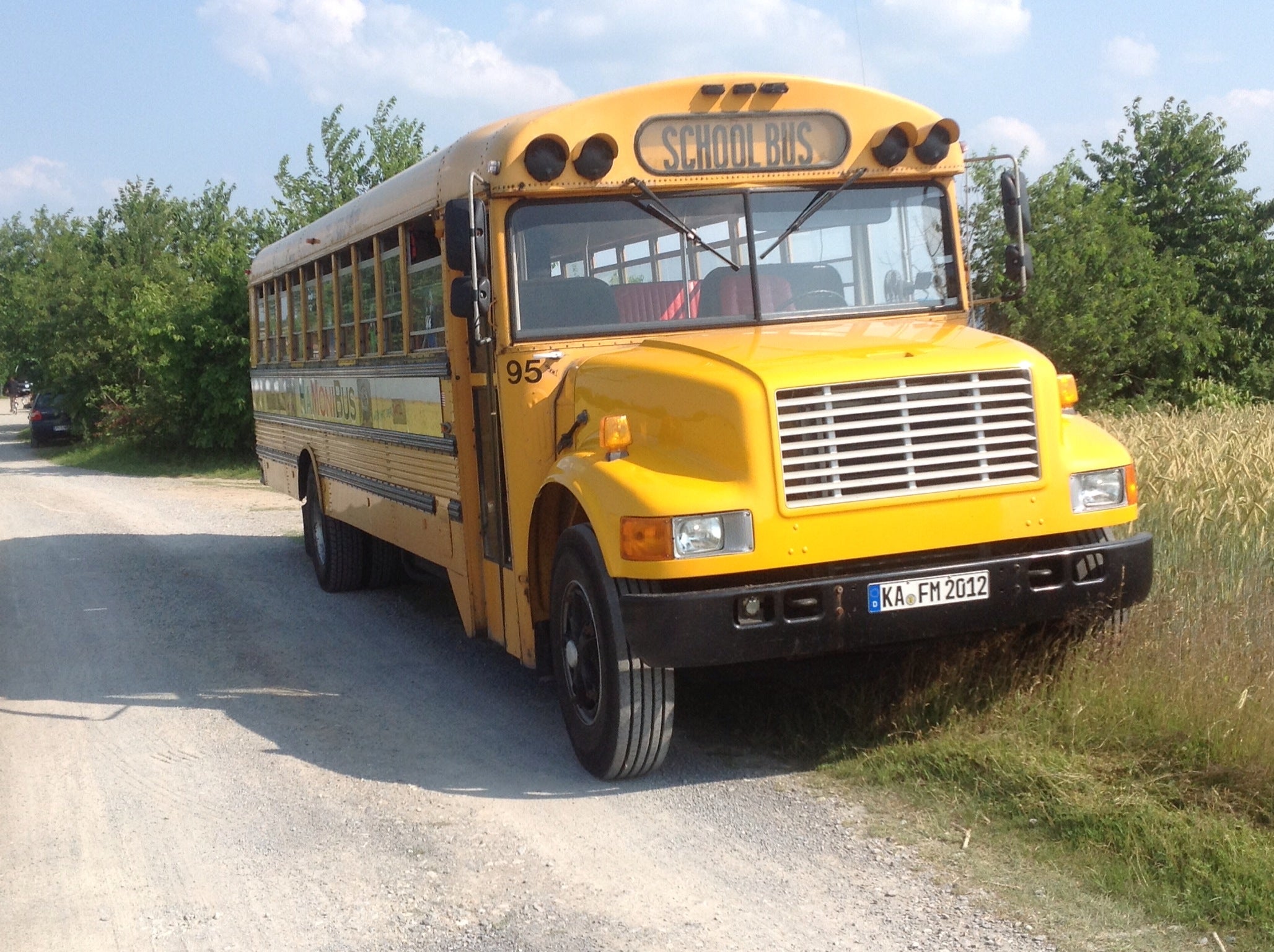 Amerikanischer Schulbus mieten - 24 Plätze, liebevoll umgebaut – 3