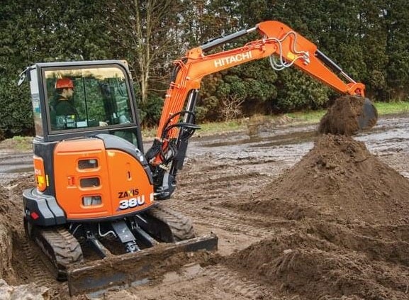 Kompaktbagger 3,8 t mieten – Raupenbagger mit Kabine, Powertilt