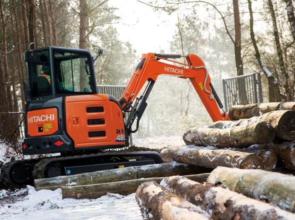 Kompaktbagger 5 t mieten – Raupenbagger mit Kabine, Powertilt, 3,63 m Grabtiefe