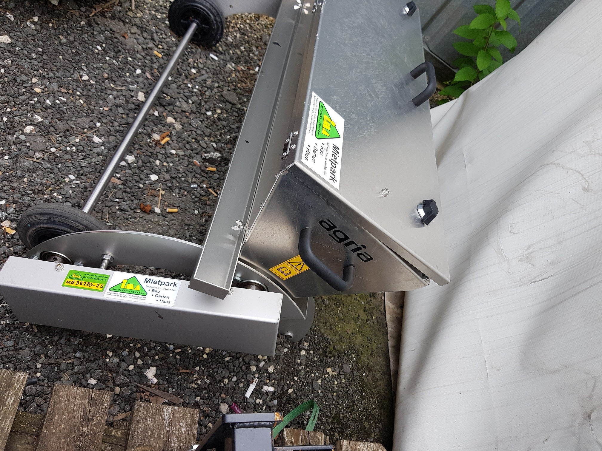 Aufsattelsämaschine mieten – maschinelles Säen, 90 cm Säbreite