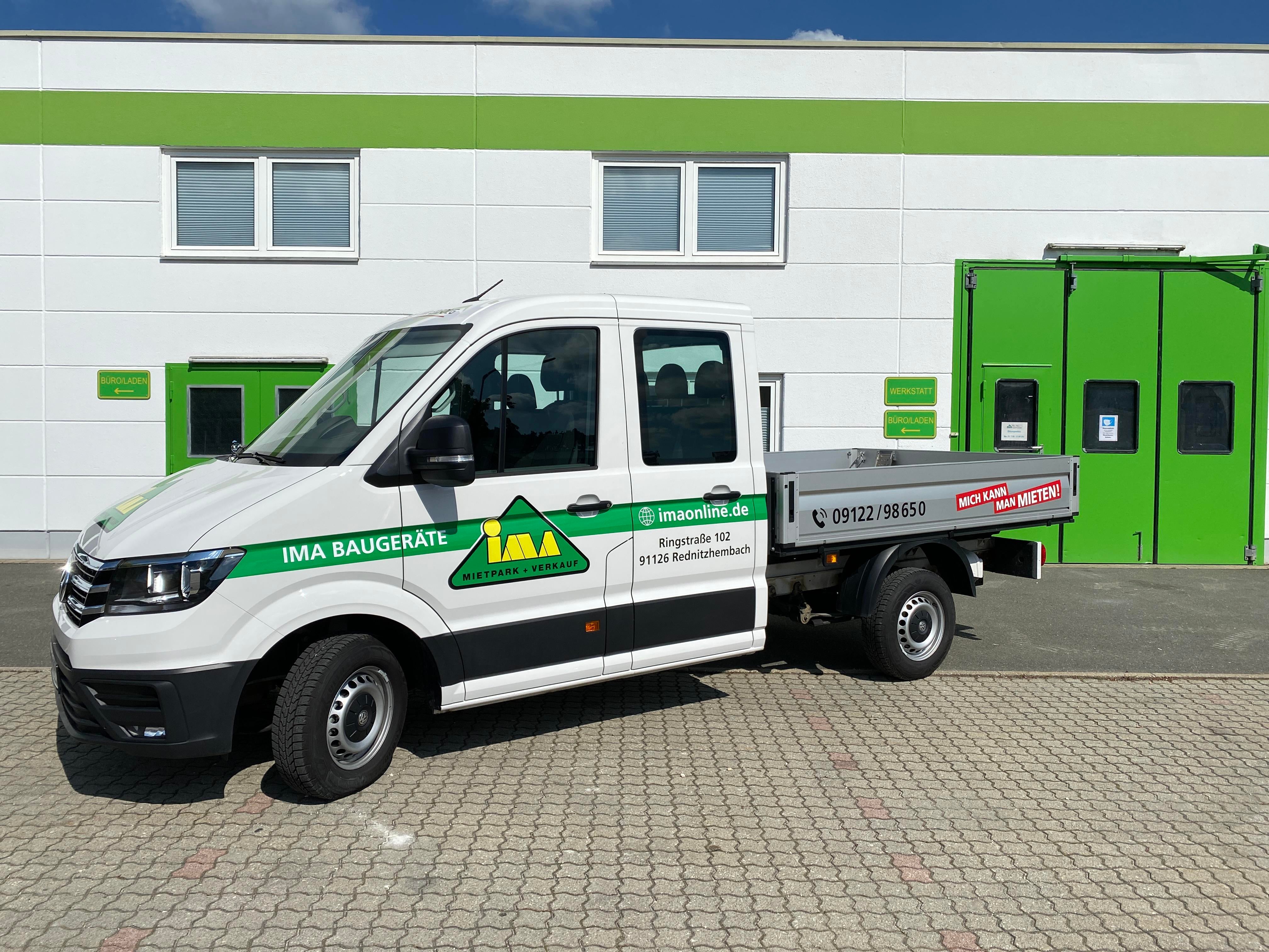 VW Crafter 3,5 t Doppelkabine mieten – Transporter mit großer Ladefläche