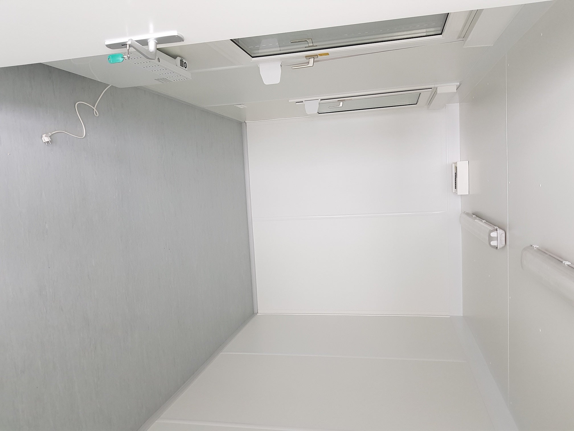 Wohncontainer mieten 20 Fuß mit Waschraum – Aufenthalts- & Bürocontainer – 4