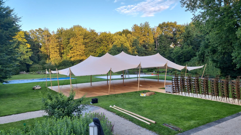 Stretchzelt beige 10 x 15 m mieten – regendichtes Eventzelt für Gala & Outdoor – 2