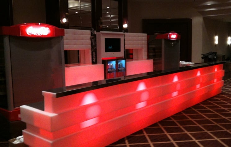 LED Cocktailbar TETRIS Eckelement mieten – RGB beleuchtet, auf Rollen – 3