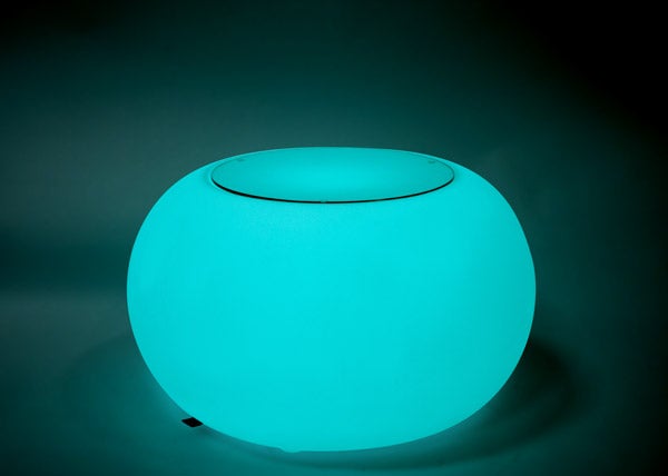 LED Loungetisch BUBBLE mieten – runder Akku-Couchtisch mit Glasplatte – 3