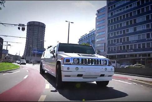 Luxus Hummer H2 mit Jetdoor & Panoramadach mieten in NRW – 3