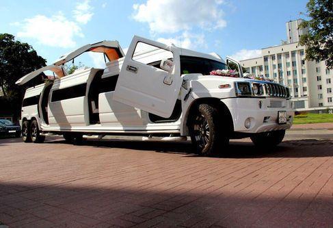 XXL Hummer Phantom Stretchlimousine bis 20 Personen mieten in NRW