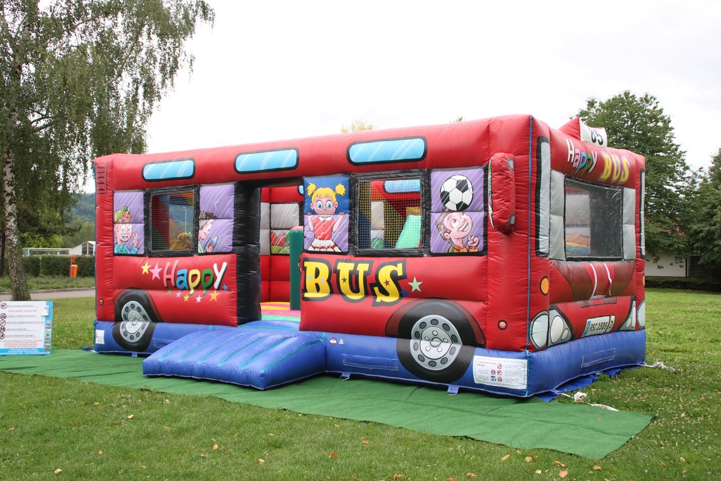 Hüpfburg Happy Bus mieten ~ Multiplay-Springburg für bis zu 16 Kinder – 2