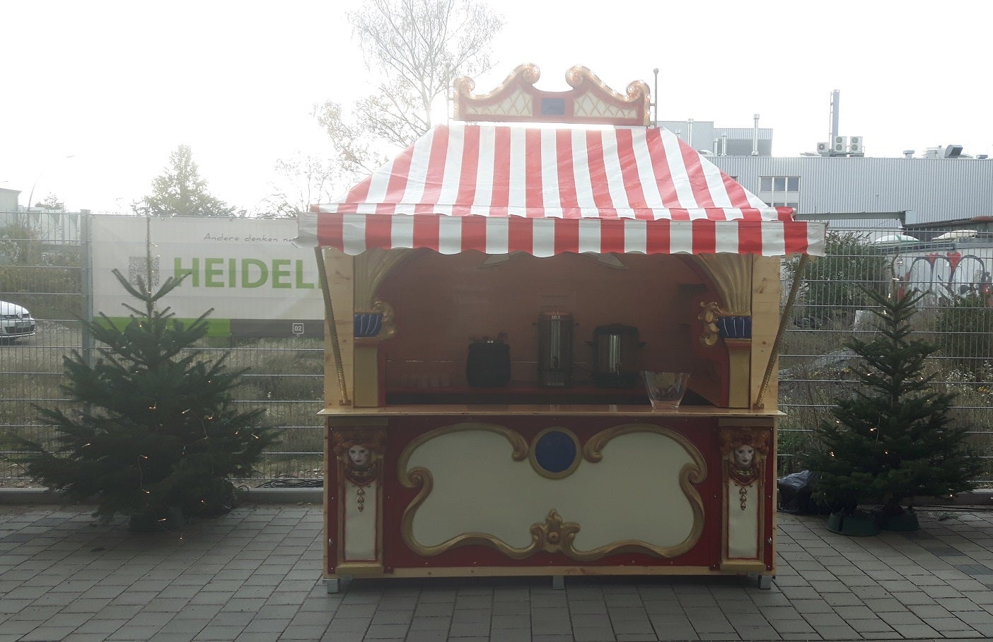 Nostalgie-Marktbude mieten ~ Catering- & Spielstand für Jahr- & Weihnachtsmarkt