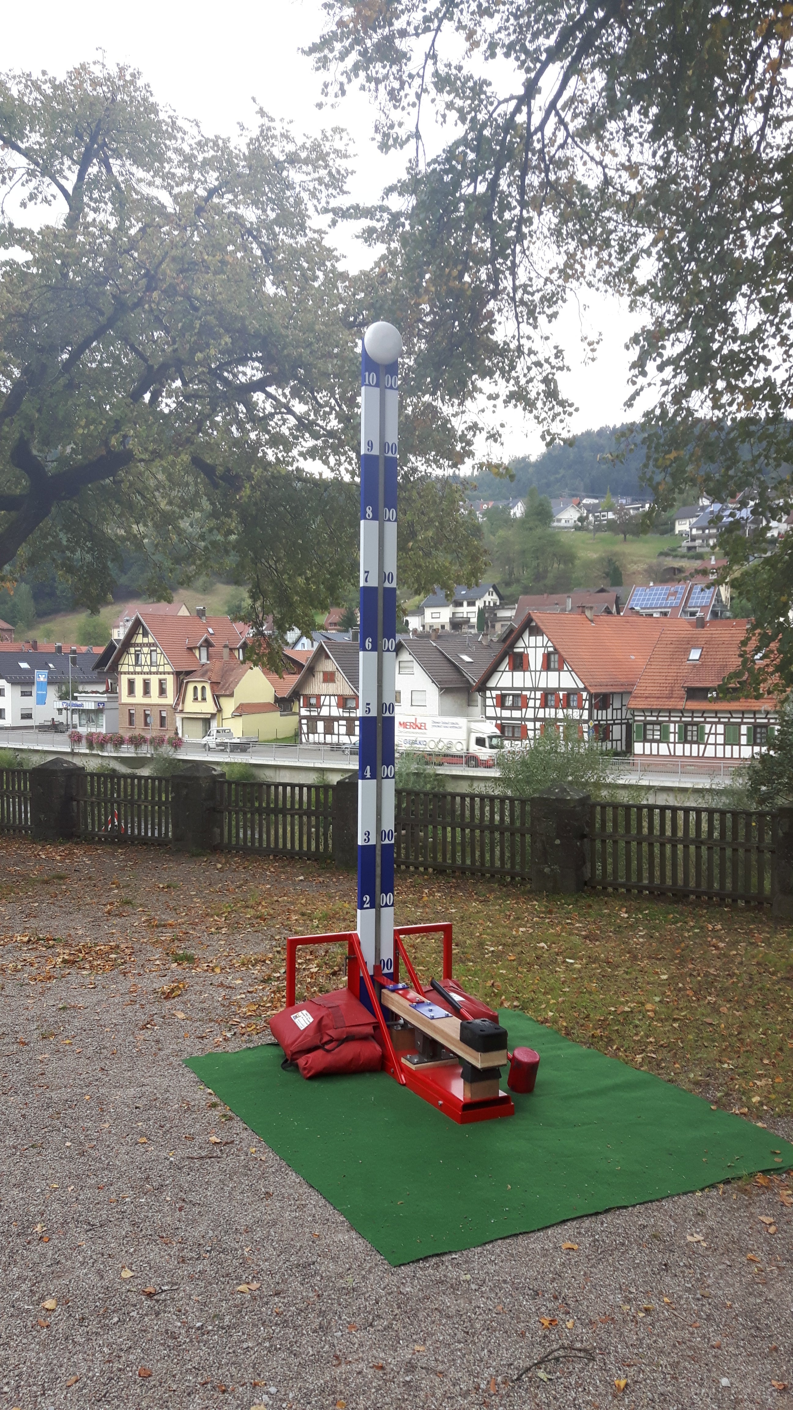 Hau den Lukas mieten ~ nostalgisch oder bayrisch (5 m) ~ Kräftemessen fürs Event